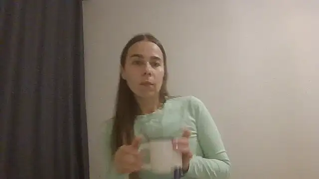 Snapshot of Vanelleda chatting on July 14, 8:03 pm Vanelleda online show from July 14, 8:03 pm