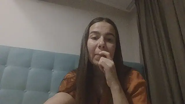 Snapshot of Vanelleda chatting on July 28, 6:31 pm Vanelleda online show from July 28, 6:31 pm