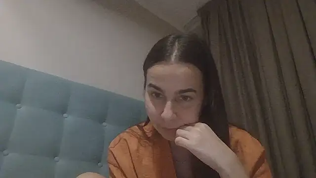 Snapshot of Vanelleda chatting on July 28, 7:39 pm Vanelleda online show from July 28, 7:39 pm