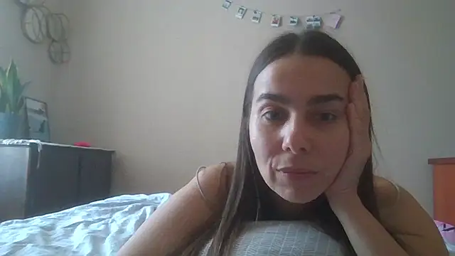 Snapshot of Vanelleda chatting on August 5, 11:02 am Vanelleda online show from August 5, 11:02 am