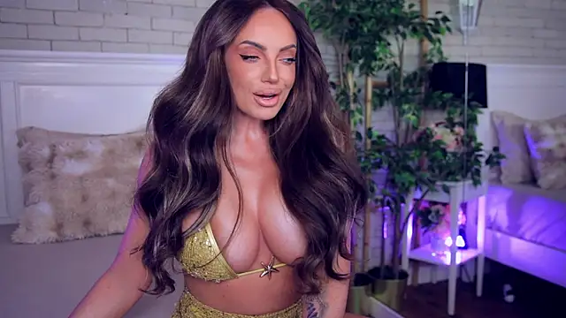 annabellahot online show from May 20, 3:45 am