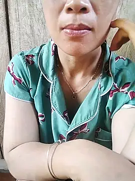Snapshot of Myy_sexy chatting on July 13, 4:04 am Myy sexy online show from July 13, 4:04 am