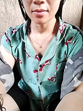 Snapshot of Myy_sexy chatting on August 1, 8:02 am Myy sexy online show from August 1, 8:02 am