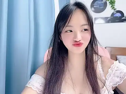 Winnie666999 online show from June 23, 2:15 pm
