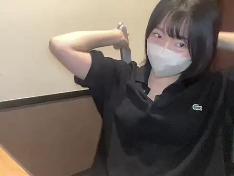 Snapshot of miwa007_m chatting on July 7, 7:23 am miwa007 m online show from July 7, 7:23 am