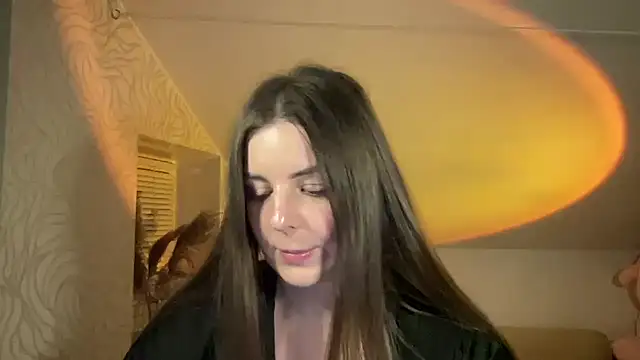 Snapshot of Velenne chatting on July 13, 8:00 pm Velenne online show from July 13, 8:00 pm