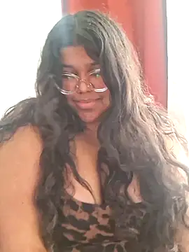 Snapshot of Delya_soloexperimento chatting on June 30, 4:30 pm Delya soloexperimento online show from June 30, 4:30 pm