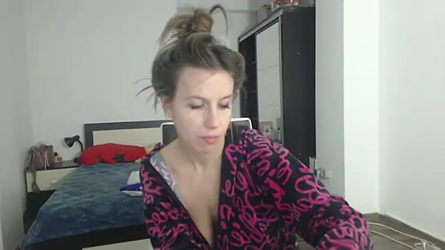 DedeSibel online show from February 25, 2:33 pm