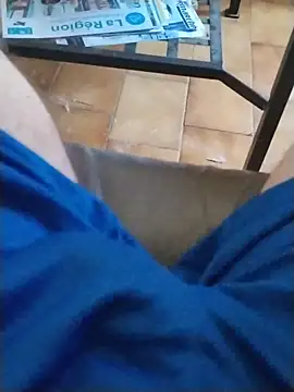 Snapshot of Philebranleur chatting on July 8, 10:53 am Philebranleur online show from July 8, 10:53 am