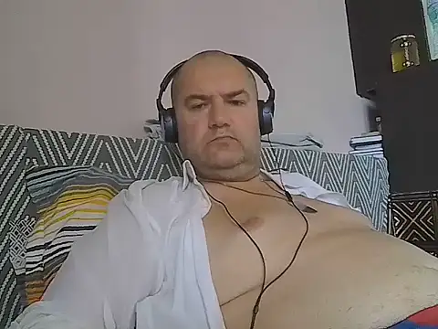 Snapshot of CristianDaniel78 chatting on July 29, 4:21 am CristianDaniel78 online show from July 29, 4:21 am