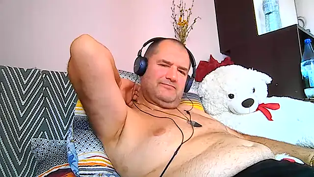 Snapshot of CristianDaniel78 chatting on August 8, 5:53 am CristianDaniel78 online show from August 8, 5:53 am