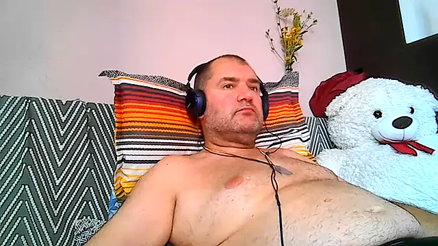 Snapshot of CristianDaniel78 chatting on August 9, 4:01 pm CristianDaniel78 online show from August 9, 4:01 pm