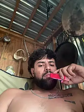 Snapshot of biste39 chatting on July 8, 11:58 am biste39 online show from July 8, 11:58 am