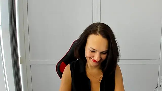 OliviaKateee online show from July 16, 6:30 am