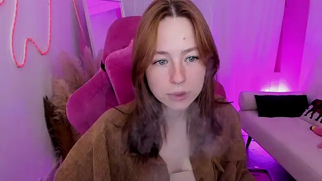 DamnWitchh online show from June 29, 8:31 am