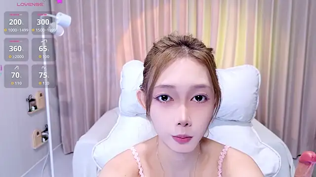 YangYang-0805 online show from July 1, 5:09 am