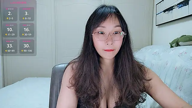 Snapshot of Decler-1 chatting on July 5, 12:45 pm Decler-1 online show from July 5, 12:45 pm