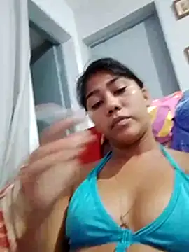 Snapshot of indiazinha__ chatting on July 1, 6:15 am indiazinha online show from July 1, 6:15 am