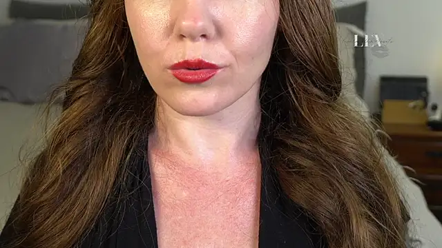 Snapshot of leverageurassets chatting on September 9, 12:37 pm leverageurassets online show from September 9, 12:37 pm