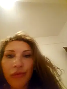 Snapshot of ReginaAna chatting on June 23, 9:13 pm ReginaAna online show from June 23, 9:13 pm