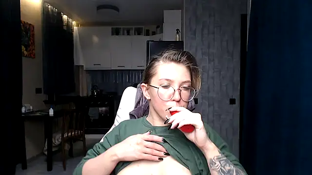 Reginasmilee online show from September 30, 2:38 am