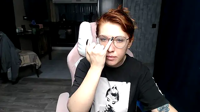 Reginasmilee online show from October 15, 2:01 am