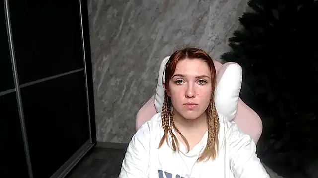 Reginasmilee online show from January 10, 2:08 pm