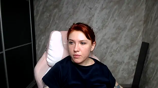 Reginasmilee online show from March 11, 2:28 am