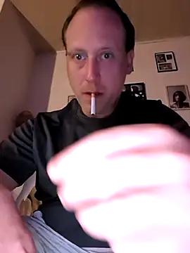 Snapshot of Geilerlutscher35 chatting on July 25, 11:57 pm Geilerlutscher35 online show from July 25, 11:57 pm