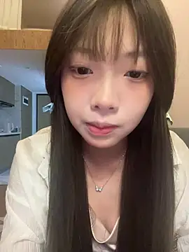 Snapshot of YY-1-1-1 chatting on August 1, 1:32 pm YY-1-1-1 online show from August 1, 1:32 pm