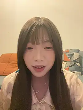 Snapshot of YY-1-1-1 chatting on August 5, 2:09 pm YY-1-1-1 online show from August 5, 2:09 pm