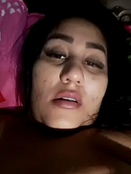 Snapshot of Valentina_Tilly chatting on July 17, 3:39 pm Valentina Tilly online show from July 17, 3:39 pm