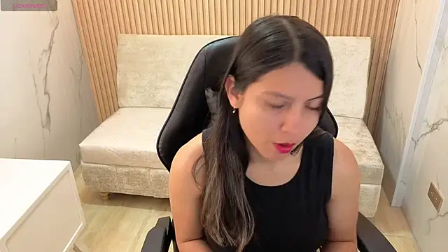 sophie rose cn online show from July 4, 1:39 pm