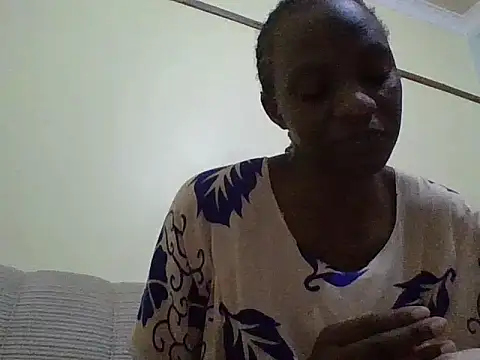 Snapshot of Savannah_Leex chatting on August 2, 11:52 am Savannah Leex online show from August 2, 11:52 am