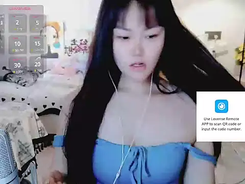 achuchuj online show from June 25, 10:20 am