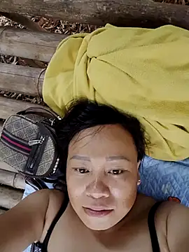Snapshot of Moon_squirtt chatting on July 11, 5:54 am Moon squirtt online show from July 11, 5:54 am