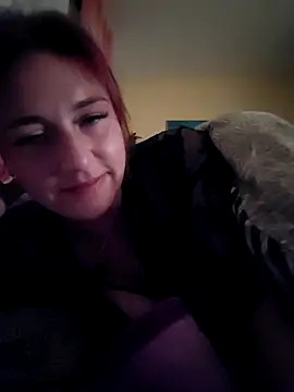 Snapshot of ChrissyStrophe chatting on July 6, 11:51 pm ChrissyStrophe online show from July 6, 11:51 pm