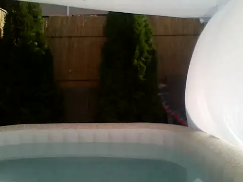 Snapshot of Kisbika1986 chatting on July 15, 3:17 pm Kisbika1986 online show from July 15, 3:17 pm