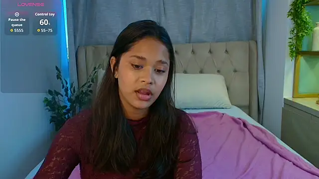Snapshot of AmeliaEmmy chatting on July 18, 8:01 pm AmeliaEmmy online show from July 18, 8:01 pm