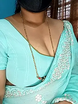 Snapshot of Anusha_cute27 chatting on July 3, 6:42 am Anusha cute27 online show from July 3, 6:42 am