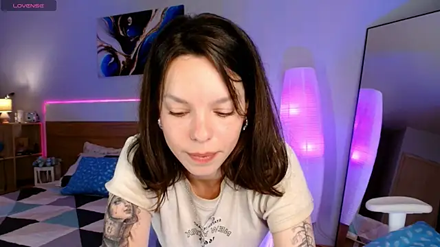 Snapshot of Maya_Campbell chatting on July 2, 3:23 am Maya Campbell online show from July 2, 3:23 am