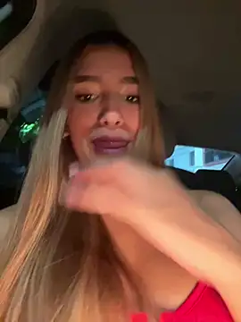 Snapshot of Lucy_lu01 chatting on July 12, 12:01 am Lucy lu01 online show from July 12, 12:01 am