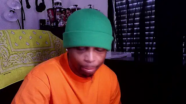 Snapshot of Rickavelli_ chatting on July 1, 4:51 pm Rickavelli online show from July 1, 4:51 pm