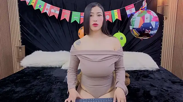 Snapshot of Megan-Burning- chatting on July 6, 3:03 pm Megan-Burning- online show from July 6, 3:03 pm