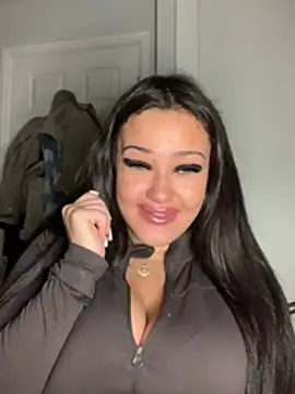 Snapshot of ChloeChannelUkx chatting on July 2, 9:43 pm ChloeChannelUkx online show from July 2, 9:43 pm