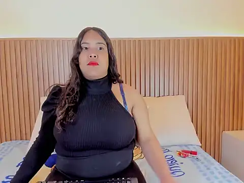 Snapshot of KeylaSex_Aura chatting on July 4, 2:51 am KeylaSex Aura online show from July 4, 2:51 am