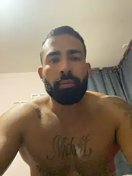 Snapshot of JAKE_KING_HOT chatting on July 3, 3:13 am JAKE KING HOT online show from July 3, 3:13 am