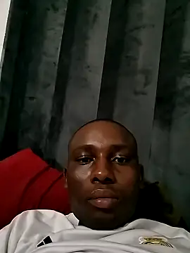 Snapshot of Pretoriacuteguy chatting on July 3, 12:17 am Pretoriacuteguy online show from July 3, 12:17 am