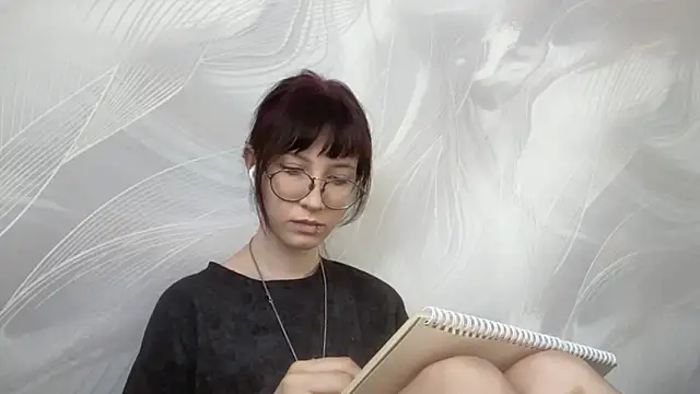 Snapshot of AnnamaeNagase chatting on July 4, 7:14 am AnnamaeNagase online show from July 4, 7:14 am