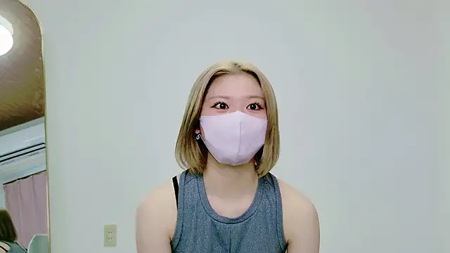 Snapshot of reona_love chatting on July 10, 3:22 am reona love online show from July 10, 3:22 am